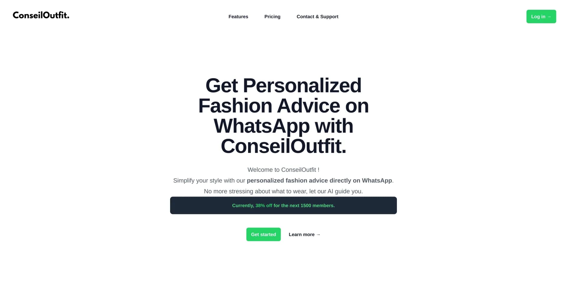 ConseilOutfit homepage screenshot — AI fashion advice via WhatsApp in seconds