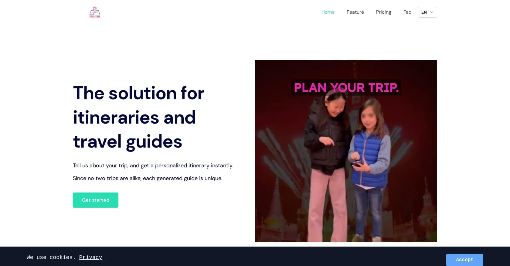 FreePlanTour homepage screenshot — Instant personalized travel itineraries at your fingertips.