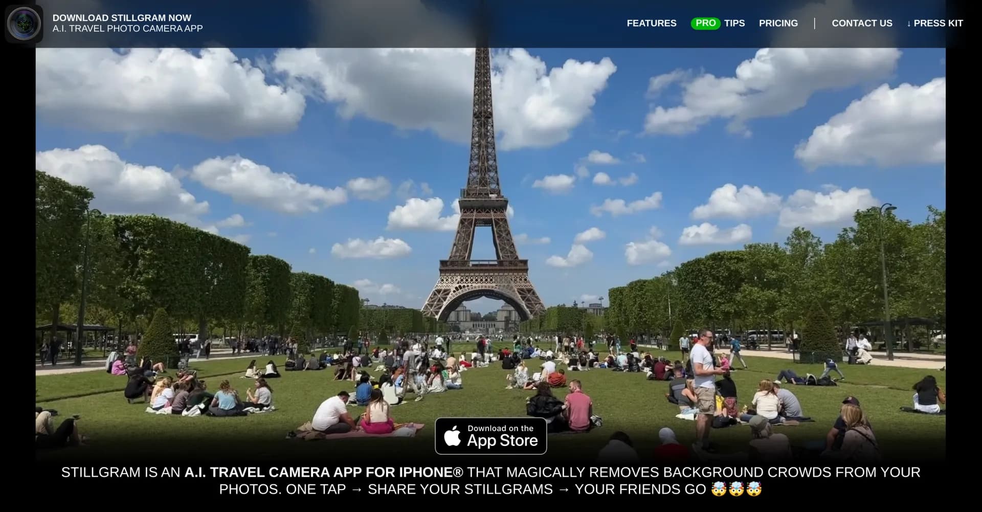 Stillgram homepage screenshot — Magically remove crowds from travel photos with AI